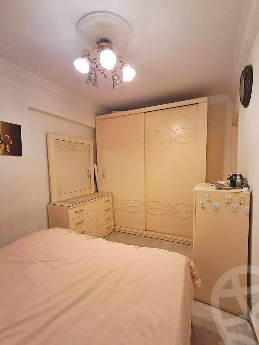 https://aqarmap.com.eg/ar/listing/6813912-for-sale-alexandria-miami-shr-jml-bd-lnsr