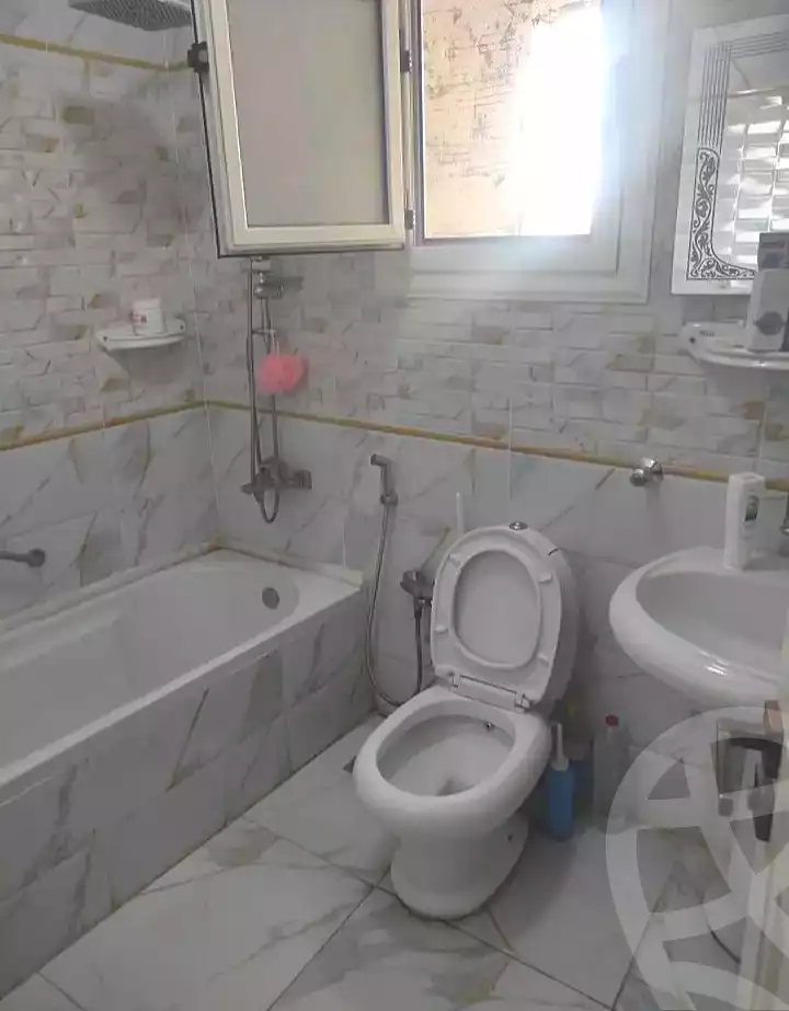 https://aqarmap.com.eg/ar/listing/6814066-for-sale-alexandria-l-jmy-lbytsh-kafr-el-agamy-st