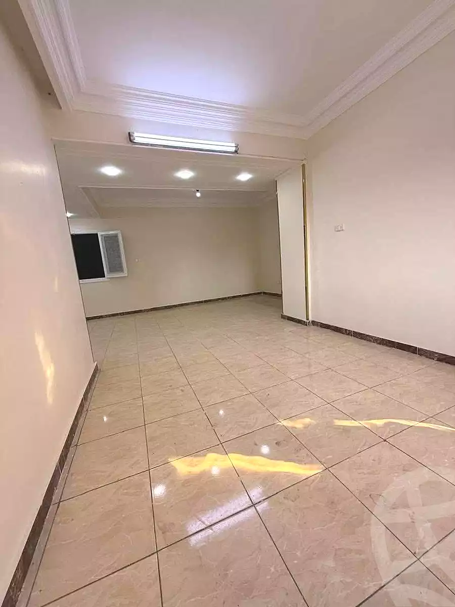 https://aqarmap.com.eg/ar/listing/6814670-for-sale-cairo-helwan-helwan-el-sharkeya-abd-el-rahman-pasha-st