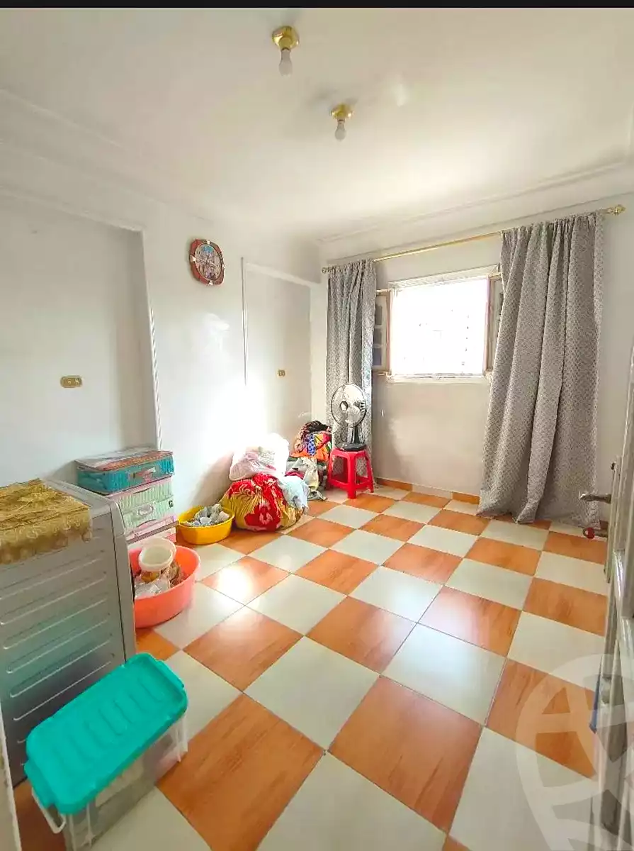 https://aqarmap.com.eg/ar/listing/6814861-for-sale-alexandria-sydy-bshr-shr-mlk-hfny
