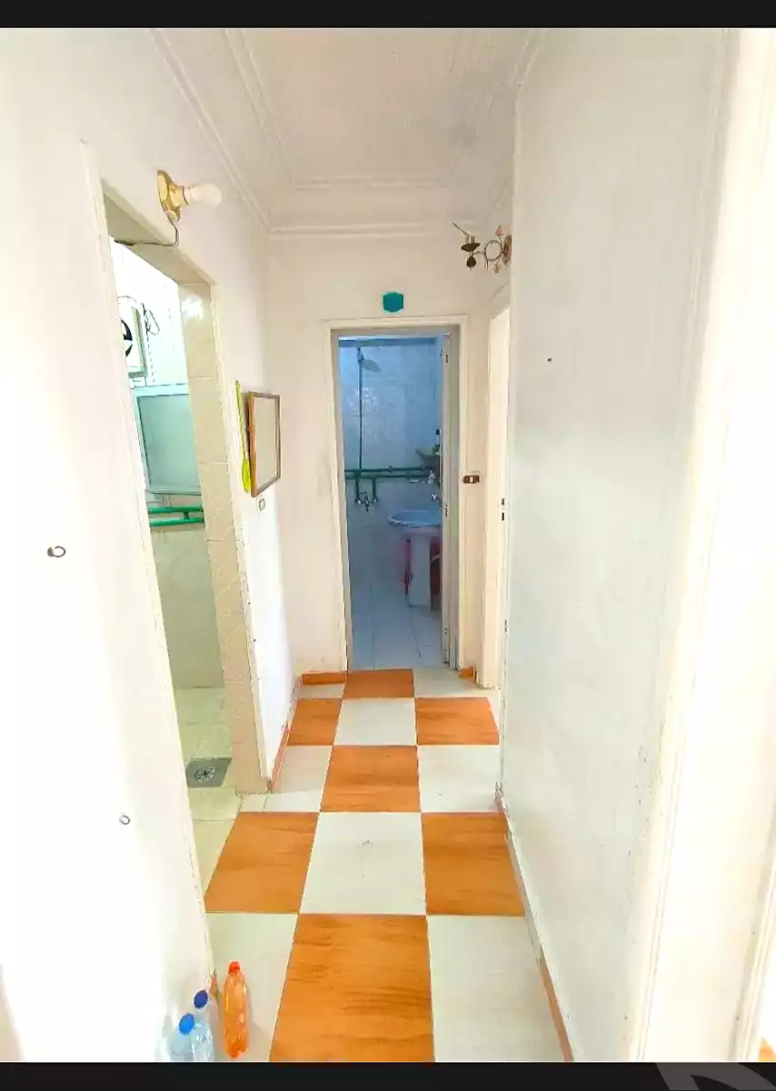 https://aqarmap.com.eg/ar/listing/6814861-for-sale-alexandria-sydy-bshr-shr-mlk-hfny