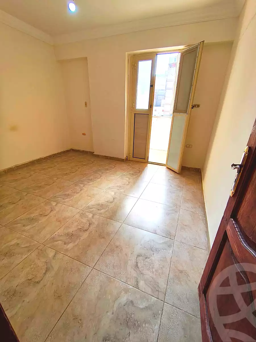 https://aqarmap.com.eg/ar/listing/6815721-for-rent-alexandria-el-mandara-branched-from-al-sokari-st