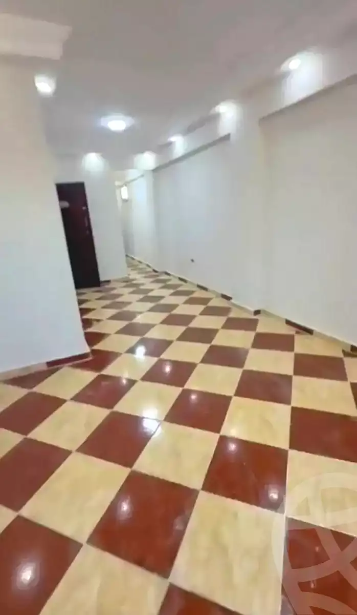 https://aqarmap.com.eg/ar/listing/6816048-for-sale-alexandria-el-asafra-shr-45