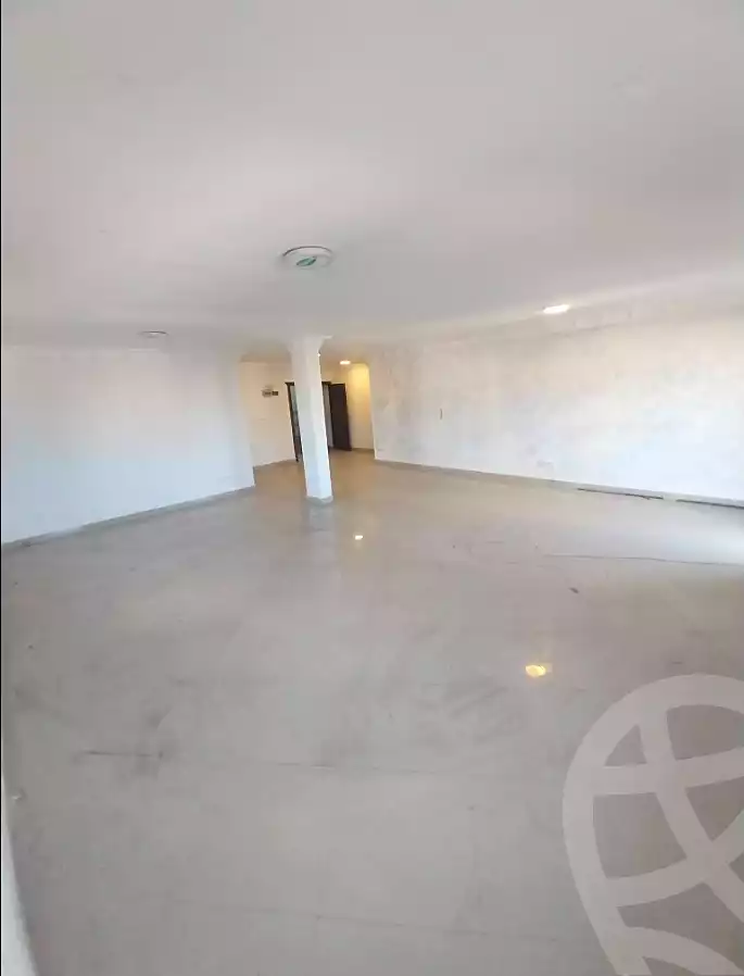 https://aqarmap.com.eg/ar/listing/6816250-for-sale-alexandria-sydy-bshr-sydy-bshr-bhry-shr-mhmwd-l-yswy