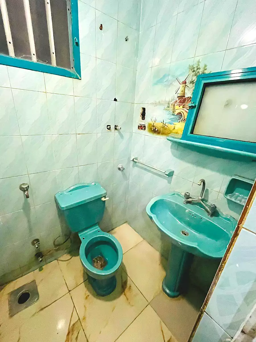 https://aqarmap.com.eg/en/listing/6814599-for-sale-alexandria-lsywf-el-falki