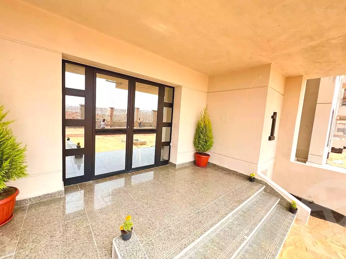 https://aqarmap.com.eg/ar/listing/6816612-for-sale-cairo-new-administrative-capital-r8-rmtn