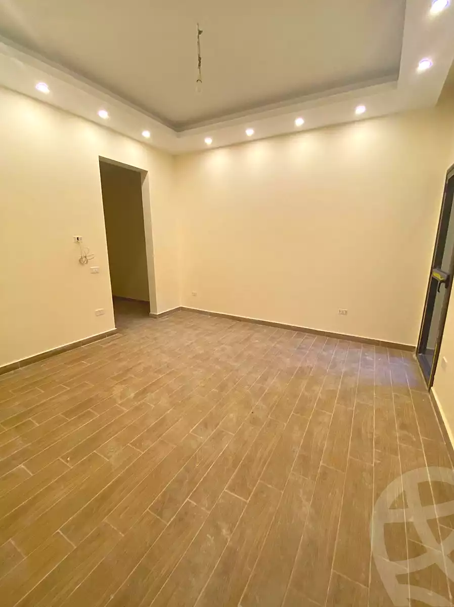https://aqarmap.com.eg/ar/listing/6816808-for-rent-cairo-6th-of-october-compounds-green-5
