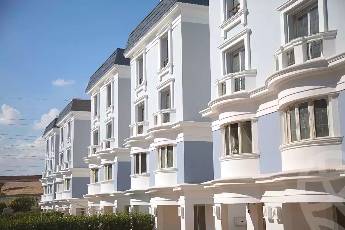 https://aqarmap.com.eg/ar/listing/6816861-for-sale-cairo-6th-of-october-compounds-mountain-view-giza-plateau