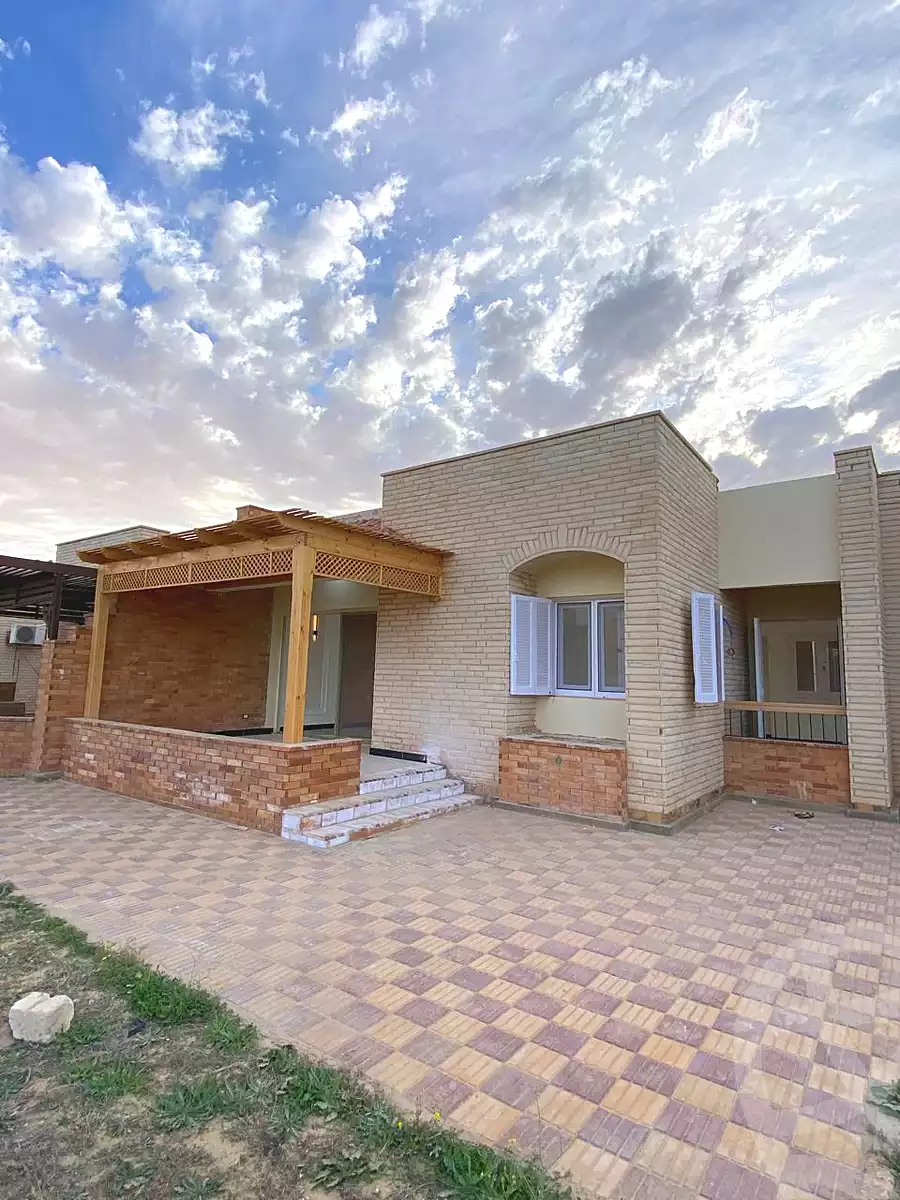 https://aqarmap.com.eg/ar/listing/6816888-for-sale-north-coast-resorts-karwan-village
