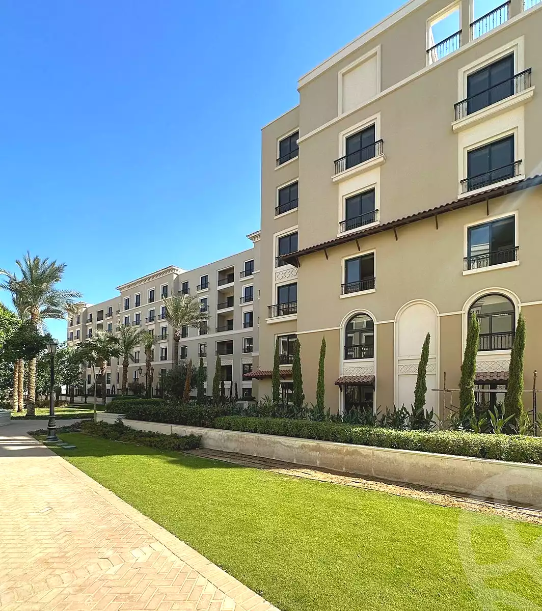 https://aqarmap.com.eg/en/listing/6816896-for-sale-cairo-el-sheikh-zayed-city-compounds-kmbwnd-fyldj-wyst-dr-llttwyr