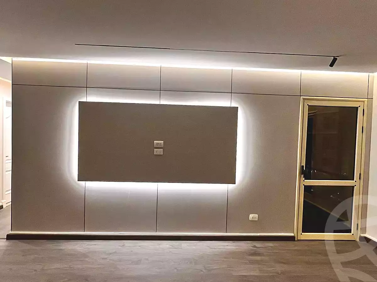 https://aqarmap.com.eg/en/listing/6816811-for-sale-cairo-new-cairo-first-settlement-mhwr-mstfy-kml