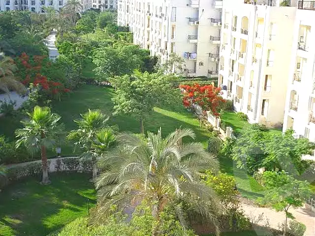 https://aqarmap.com.eg/ar/listing/6817028-for-rent-cairo-el-sheikh-zayed-city-compounds-hadayek-el-mohandiseen