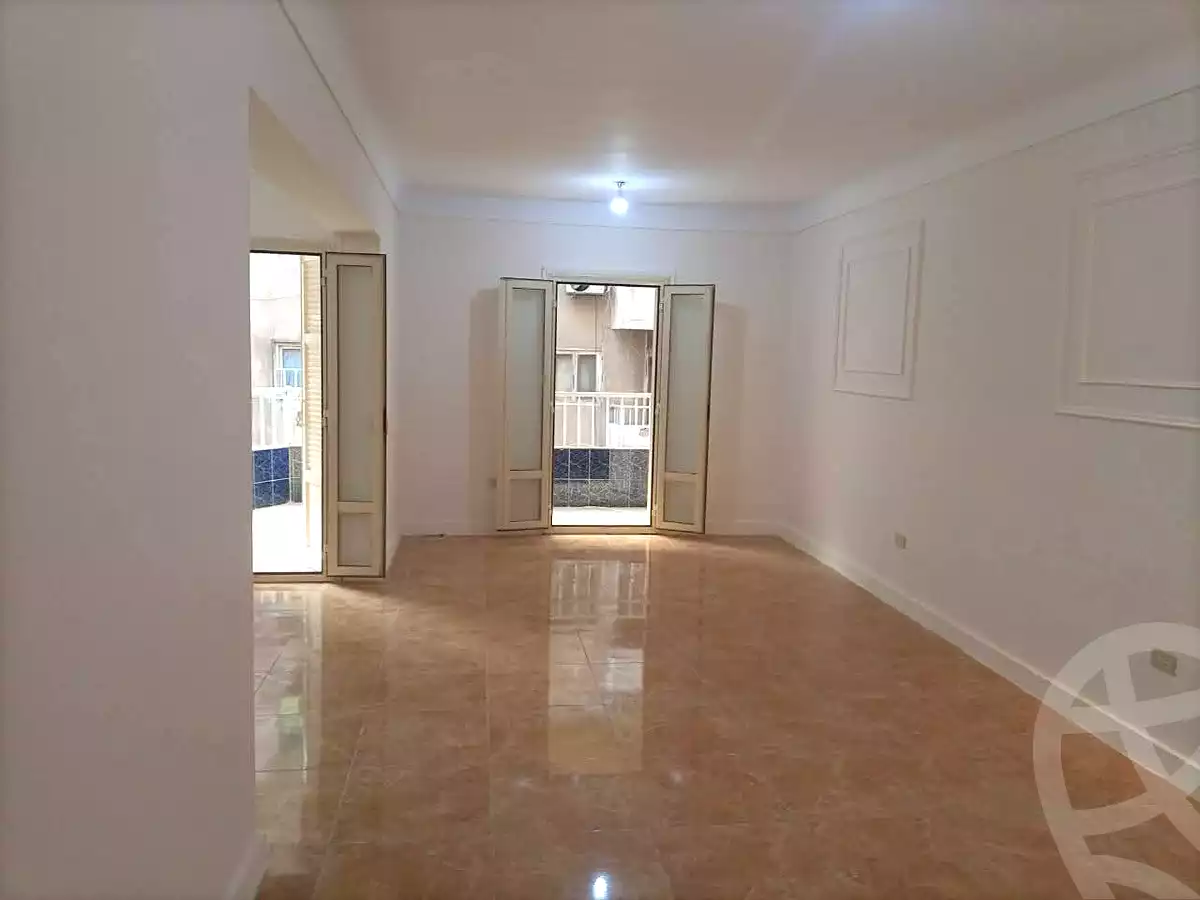 https://aqarmap.com.eg/ar/listing/6817163-for-sale-alexandria-el-asafra-l-sfr-bhry