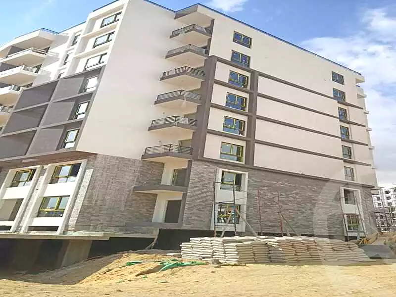 https://aqarmap.com.eg/ar/listing/6817383-for-sale-cairo-new-administrative-capital-r7-green-avenue