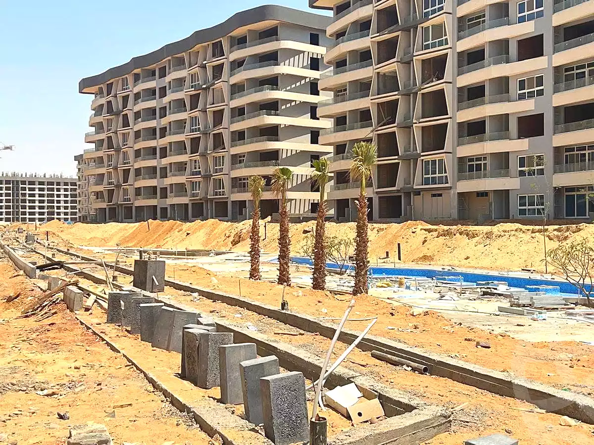 https://aqarmap.com.eg/en/listing/6817795-for-sale-cairo-new-administrative-capital-r7-midtown-condo
