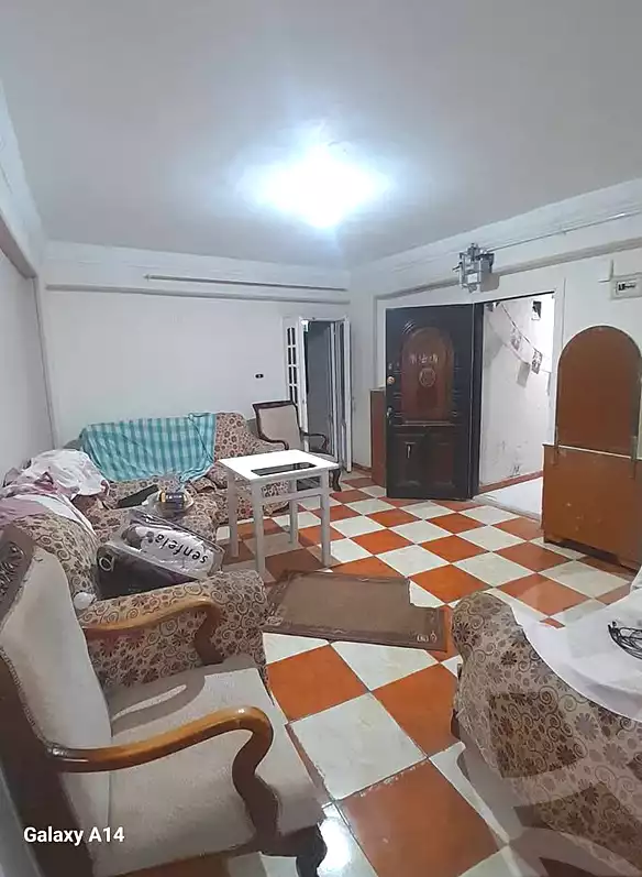 https://aqarmap.com.eg/ar/listing/6818208-for-sale-alexandria-el-asafra-l-sfr-qbly-el-maahad-el-dini-st