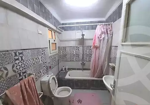 https://aqarmap.com.eg/en/listing/6818271-for-sale-cairo-el-maadi-degla-street-233