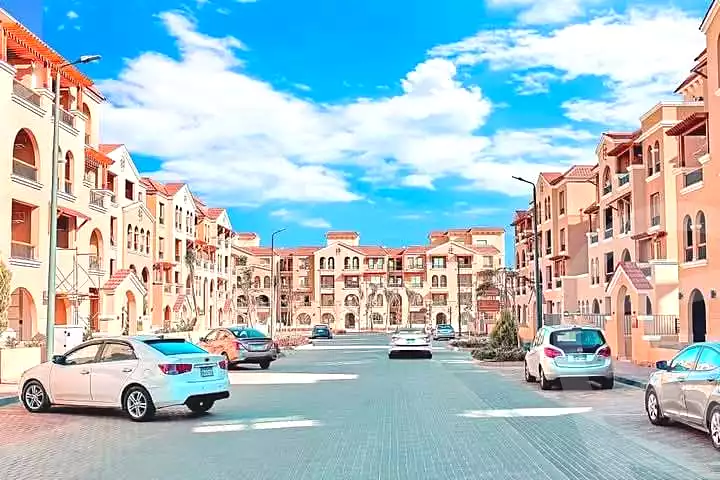 https://aqarmap.com.eg/ar/listing/6818470-for-sale-cairo-el-shorouk-compounds-maadi-view