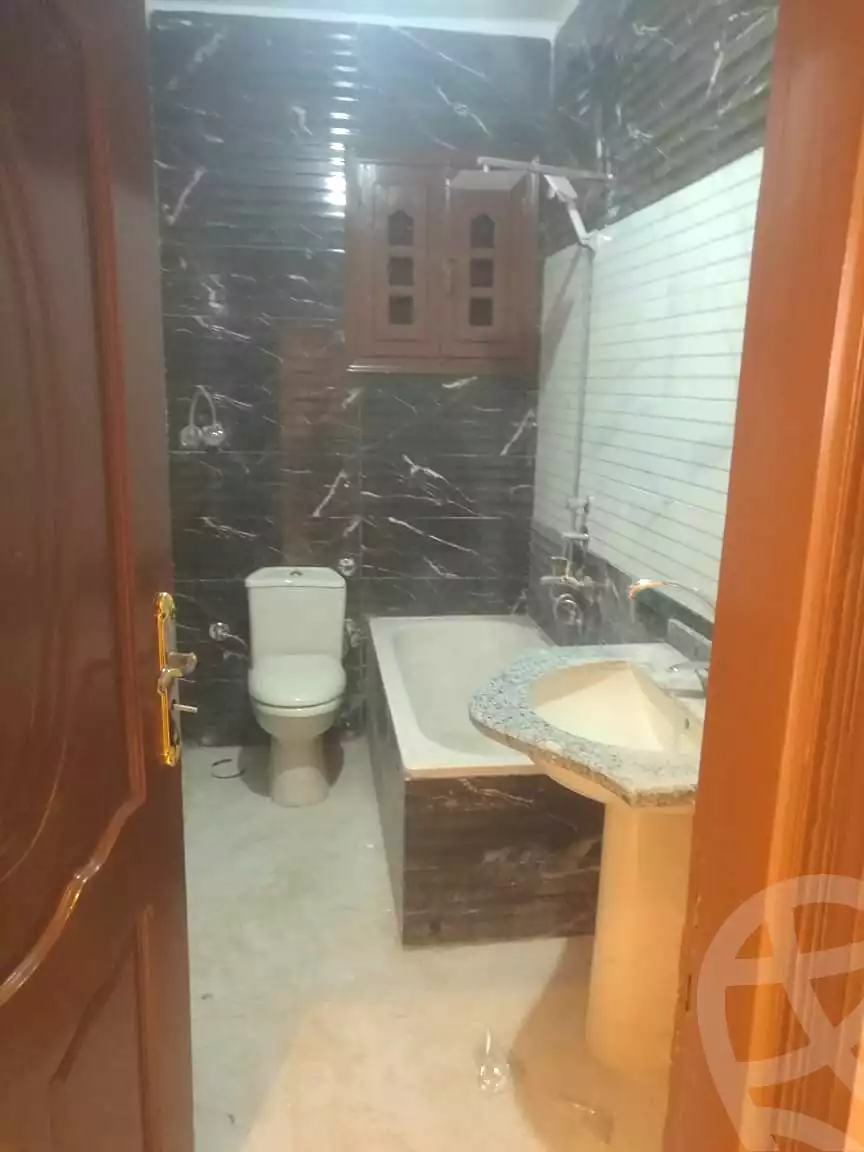 https://aqarmap.com.eg/ar/listing/6818959-for-rent-cairo-ain-shams-mnshy-lthryr