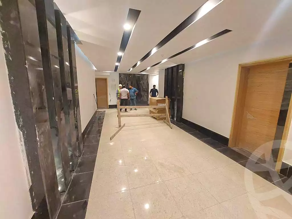 https://aqarmap.com.eg/en/listing/6819078-for-sale-cairo-new-administrative-capital-r7-midtown-condo