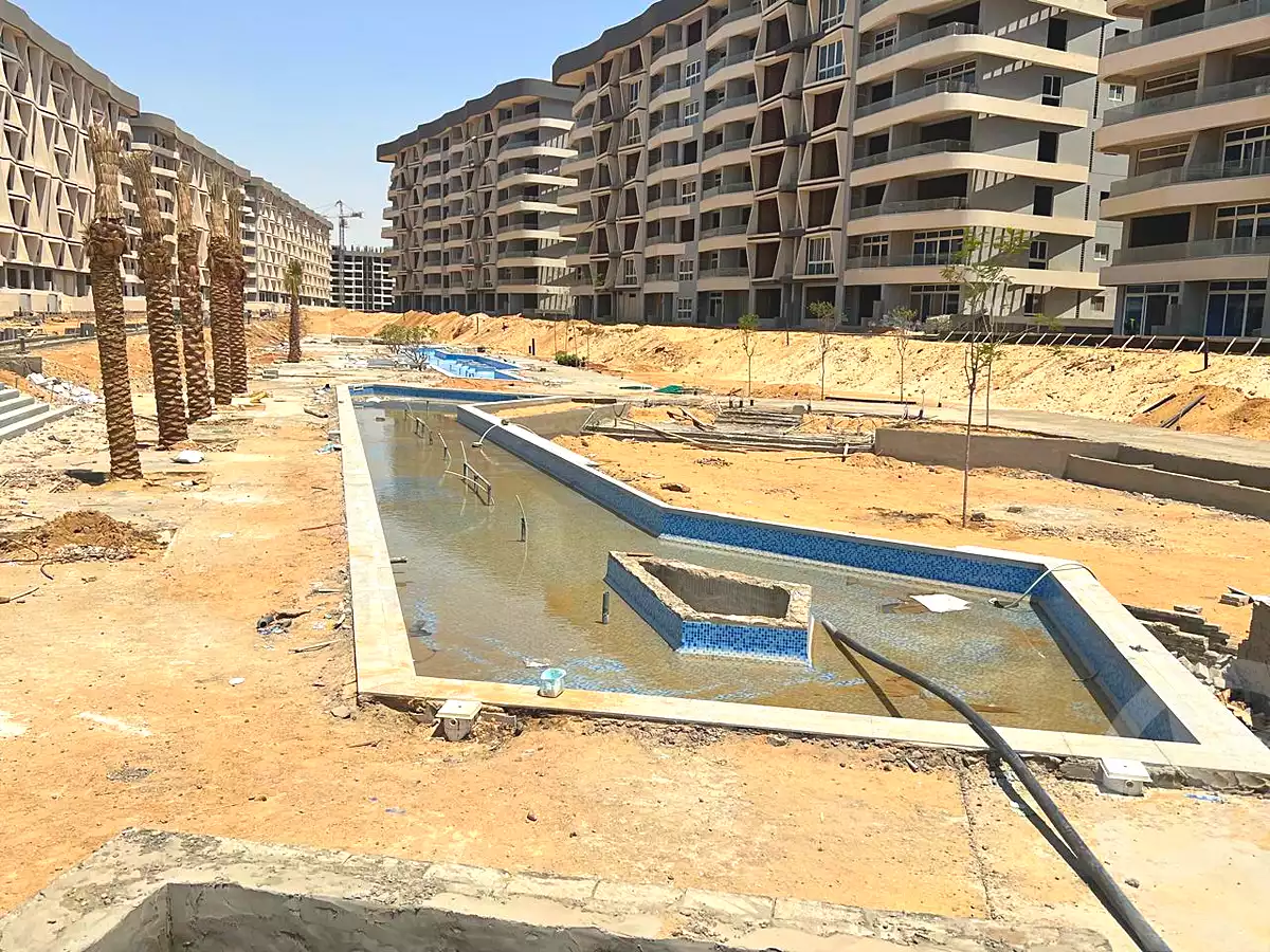 https://aqarmap.com.eg/en/listing/6819078-for-sale-cairo-new-administrative-capital-r7-midtown-condo