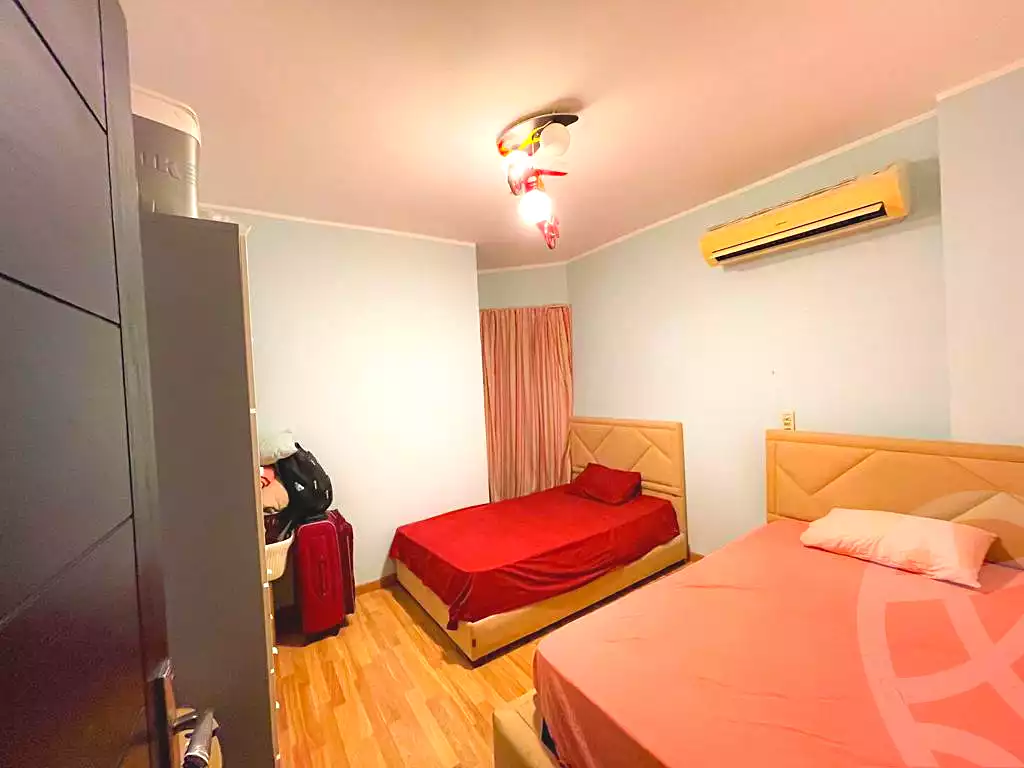 https://aqarmap.com.eg/en/listing/6819102-for-rent-cairo-el-sheikh-zayed-city-compounds-dh-drys