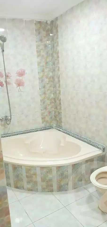 https://aqarmap.com.eg/en/listing/6820017-for-sale-alexandria-el-asafra-l-sfr-bhry