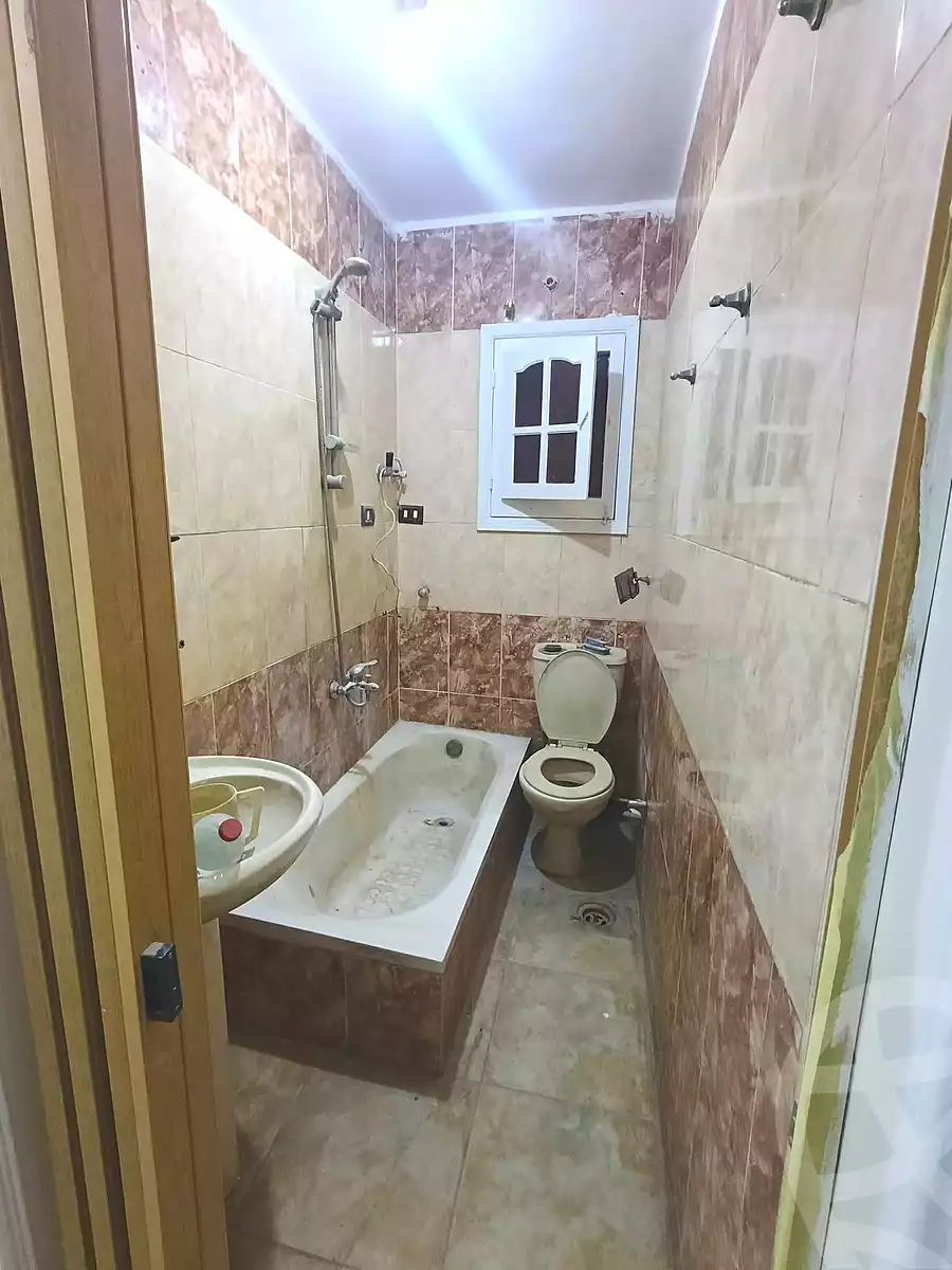 https://aqarmap.com.eg/en/listing/6820501-for-sale-alexandria-lsywf-el-falki
