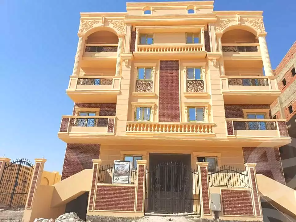 https://aqarmap.com.eg/ar/listing/6821129-for-sale-cairo-6th-of-october-el-ahyaa-neighborhood-9th
