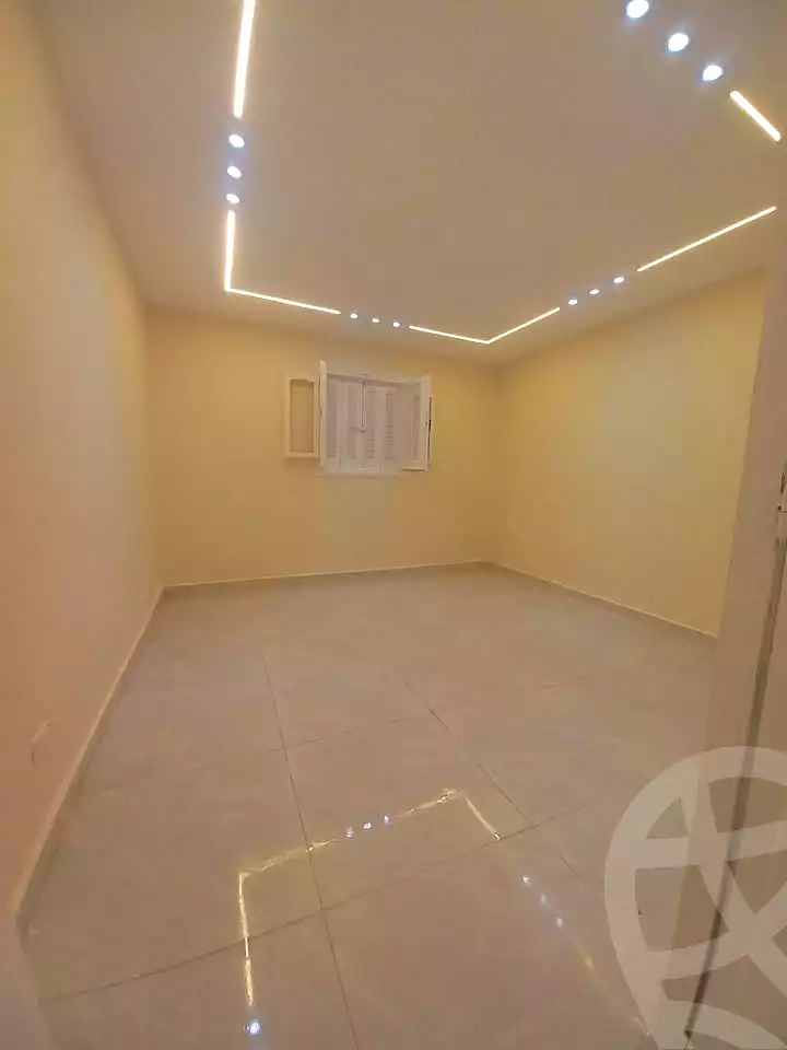 https://aqarmap.com.eg/ar/listing/6821357-for-sale-alexandria-sydy-bshr-sydy-bshr-bhry-shr-mhmwd-l-yswy