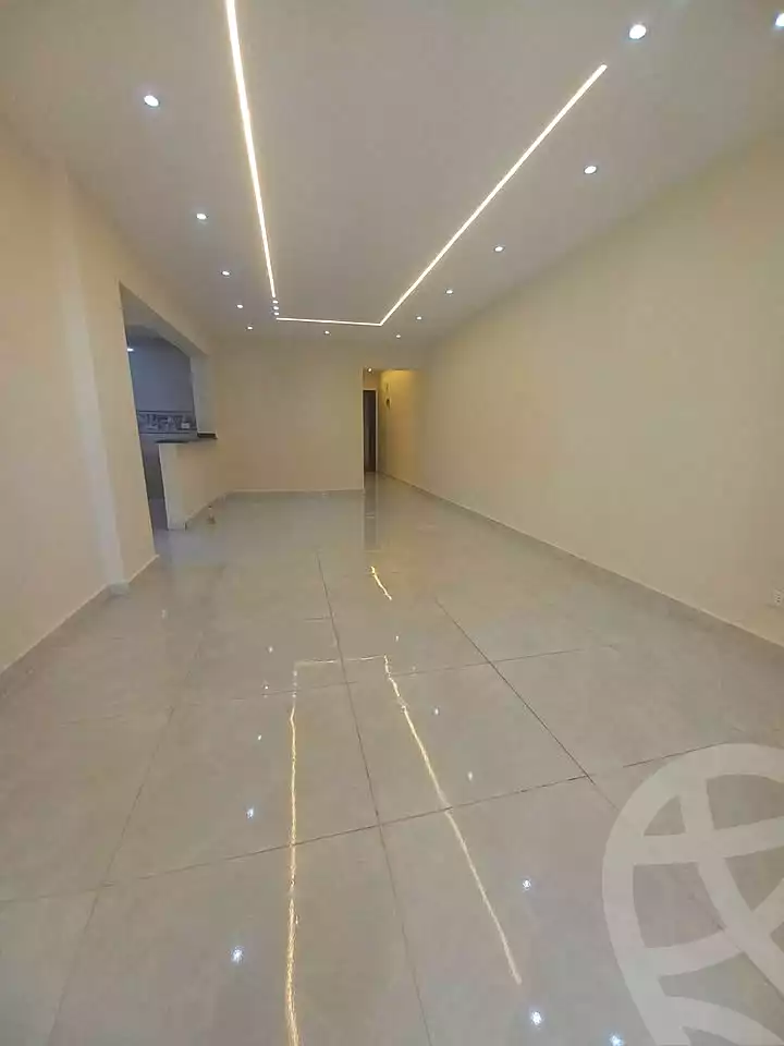 https://aqarmap.com.eg/ar/listing/6821357-for-sale-alexandria-sydy-bshr-sydy-bshr-bhry-shr-mhmwd-l-yswy
