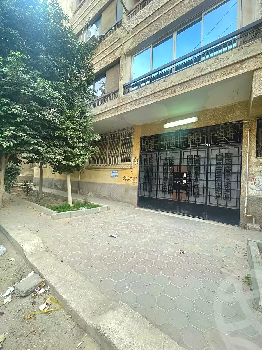 https://aqarmap.com.eg/ar/listing/6821725-for-sale-cairo-el-sheikh-zayed-city-el-hay-elthaleth-lhy-lthlth