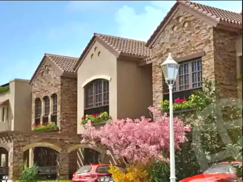 https://aqarmap.com.eg/ar/listing/6822146-for-sale-cairo-new-cairo-lmstqbl-syty-compounds-at-east-compound-al-ahly-sabbour