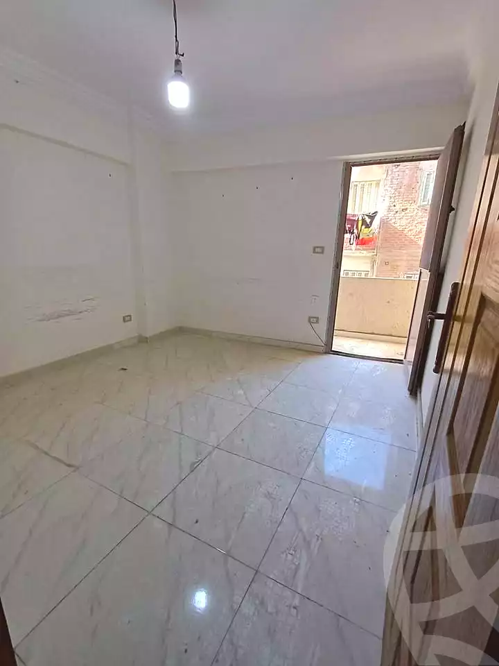 https://aqarmap.com.eg/ar/listing/6822480-for-rent-alexandria-lsywf-al-saaeh-sq