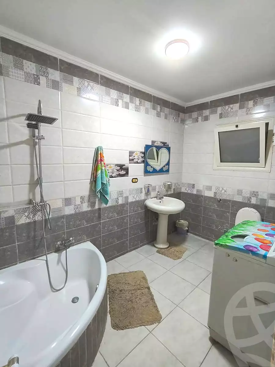 https://aqarmap.com.eg/en/listing/6822548-for-sale-alexandria-el-montazah