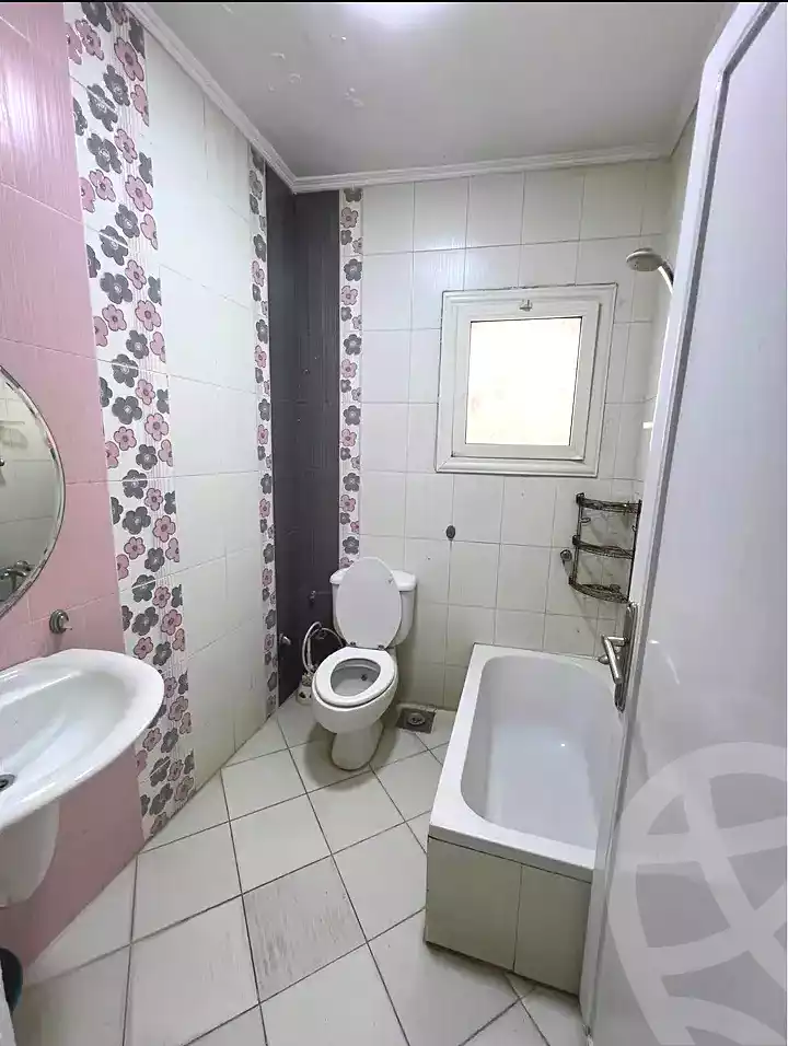 https://aqarmap.com.eg/ar/listing/6822584-for-sale-alexandria-sydy-bshr-sydy-bshr-bhry-shr-mhmd-njyb