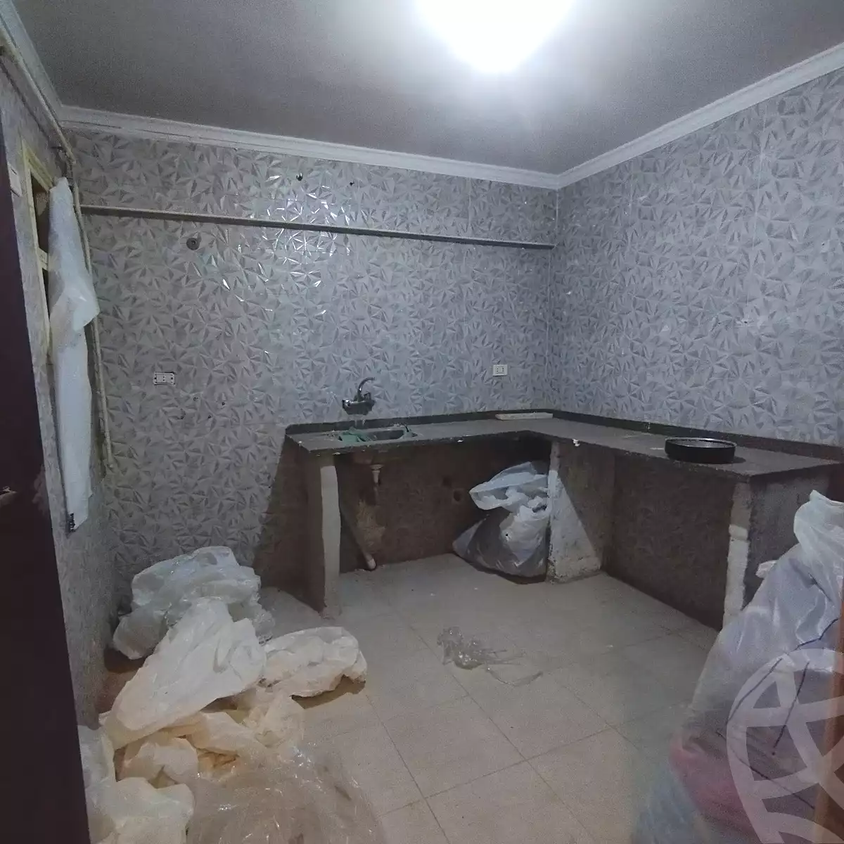 https://aqarmap.com.eg/ar/listing/6822737-for-rent-alexandria-el-asafra-shr-mlk-hfny