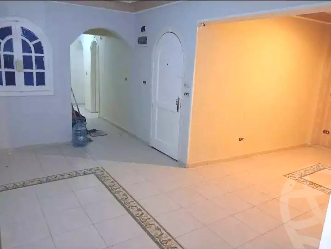 https://aqarmap.com.eg/ar/listing/6822773-for-rent-alexandria-sydy-bshr-sydy-bshr-bhry-shr-mhmwd-l-yswy