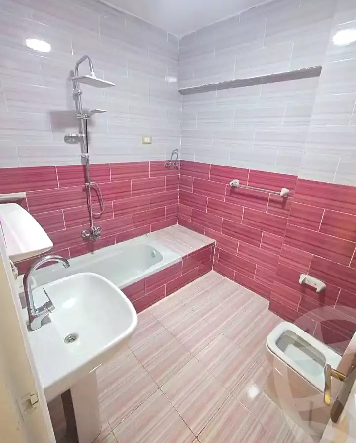 https://aqarmap.com.eg/en/listing/6823351-for-sale-alexandria-l-jmy-el-hanouvel-kasr-al-quiri-st-1