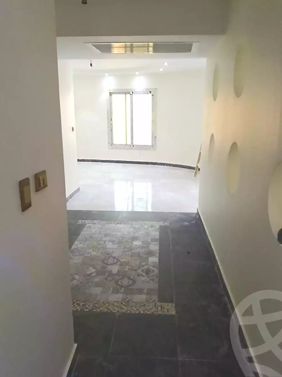 https://aqarmap.com.eg/ar/listing/6823511-for-rent-cairo-el-sheikh-zayed-city-el-hay-elthamen-area-1