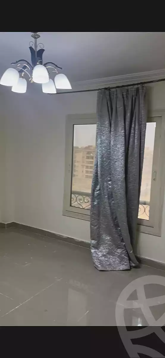 https://aqarmap.com.eg/en/listing/6823625-for-sale-cairo-new-cairo-compounds-light-city