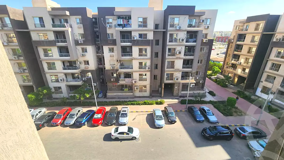 https://aqarmap.com.eg/en/listing/6823976-for-sale-cairo-el-sheikh-zayed-city-compounds-dr-msr