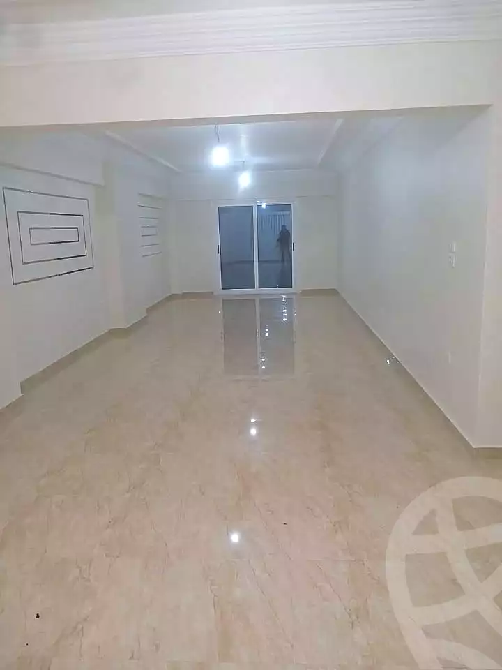 https://aqarmap.com.eg/ar/listing/6824334-for-rent-alexandria-glim