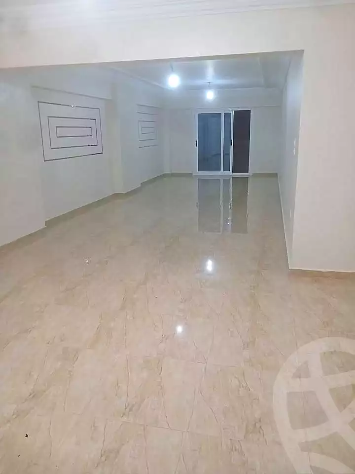 https://aqarmap.com.eg/ar/listing/6824334-for-rent-alexandria-glim