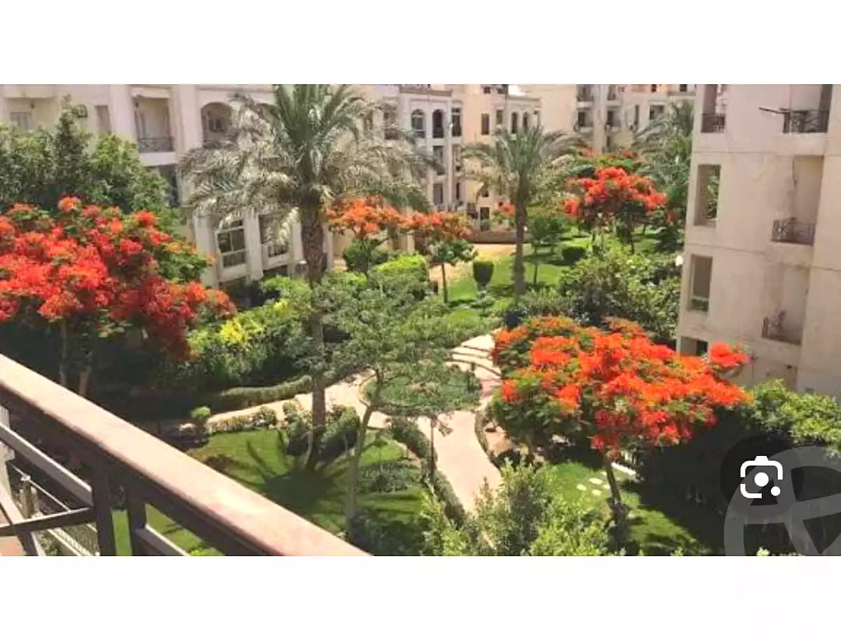 https://aqarmap.com.eg/en/listing/6824358-for-sale-cairo-el-sheikh-zayed-city-compounds-hadayek-el-mohandiseen