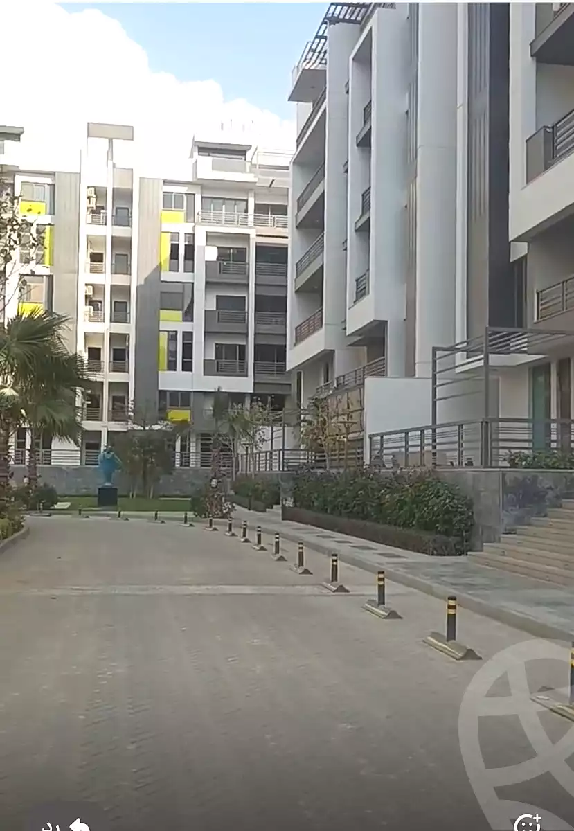 https://aqarmap.com.eg/en/listing/6413559-for-sale-cairo-new-cairo-compounds-the-icon-gardens-compound-style-home