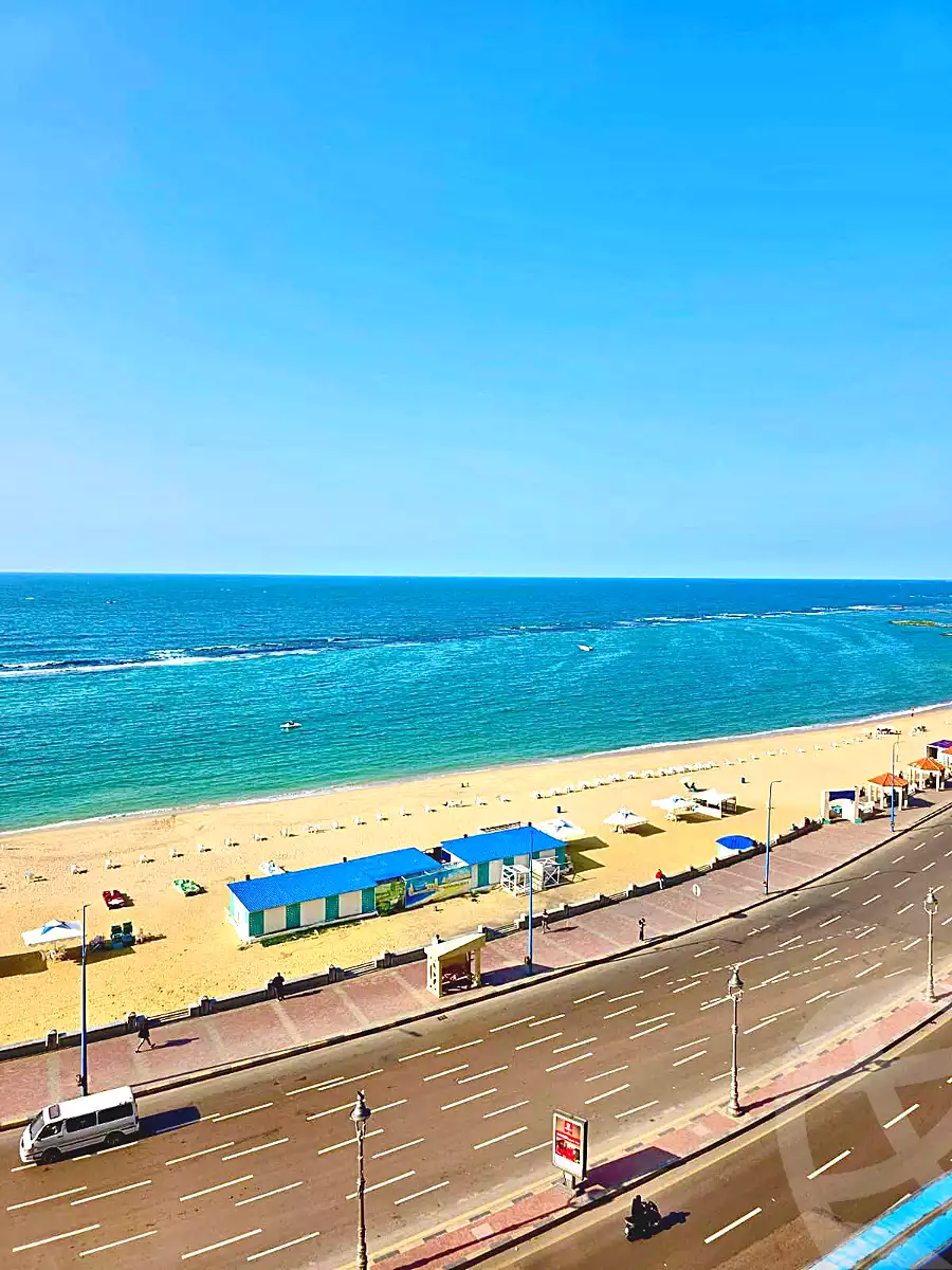 https://aqarmap.com.eg/ar/listing/6825724-for-sale-alexandria-el-asafra-l-sfr-bhry-el-geish-rd