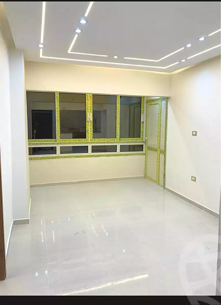 https://aqarmap.com.eg/ar/listing/6826473-for-sale-alexandria-miami-shr-jml-bd-lnsr