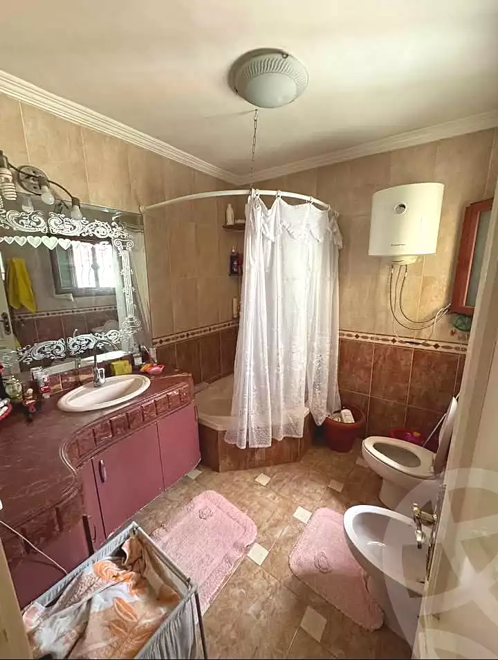 https://aqarmap.com.eg/en/listing/6826586-for-sale-alexandria-ganaklis