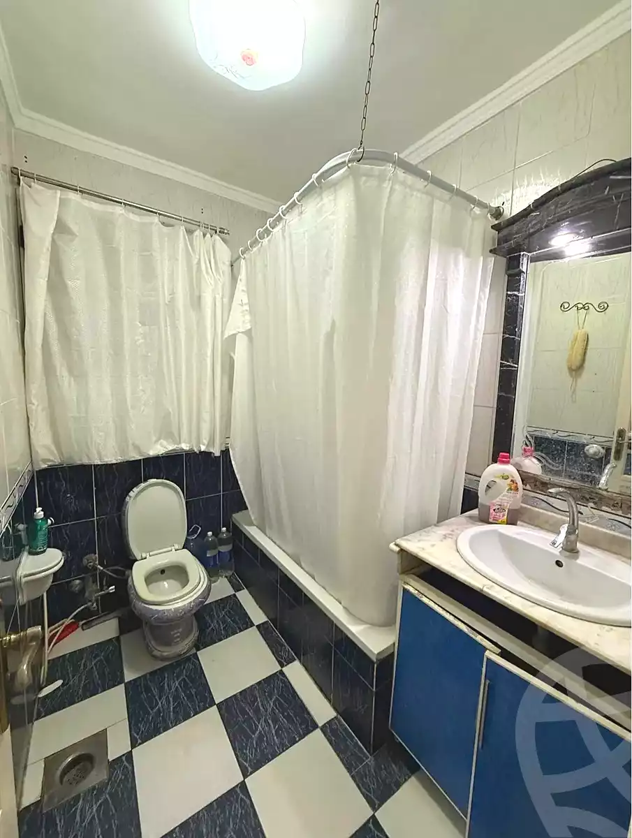 https://aqarmap.com.eg/ar/listing/6827075-for-sale-alexandria-sydy-bshr-sydy-bshr-bhry-ibrahim-el-sayed-st